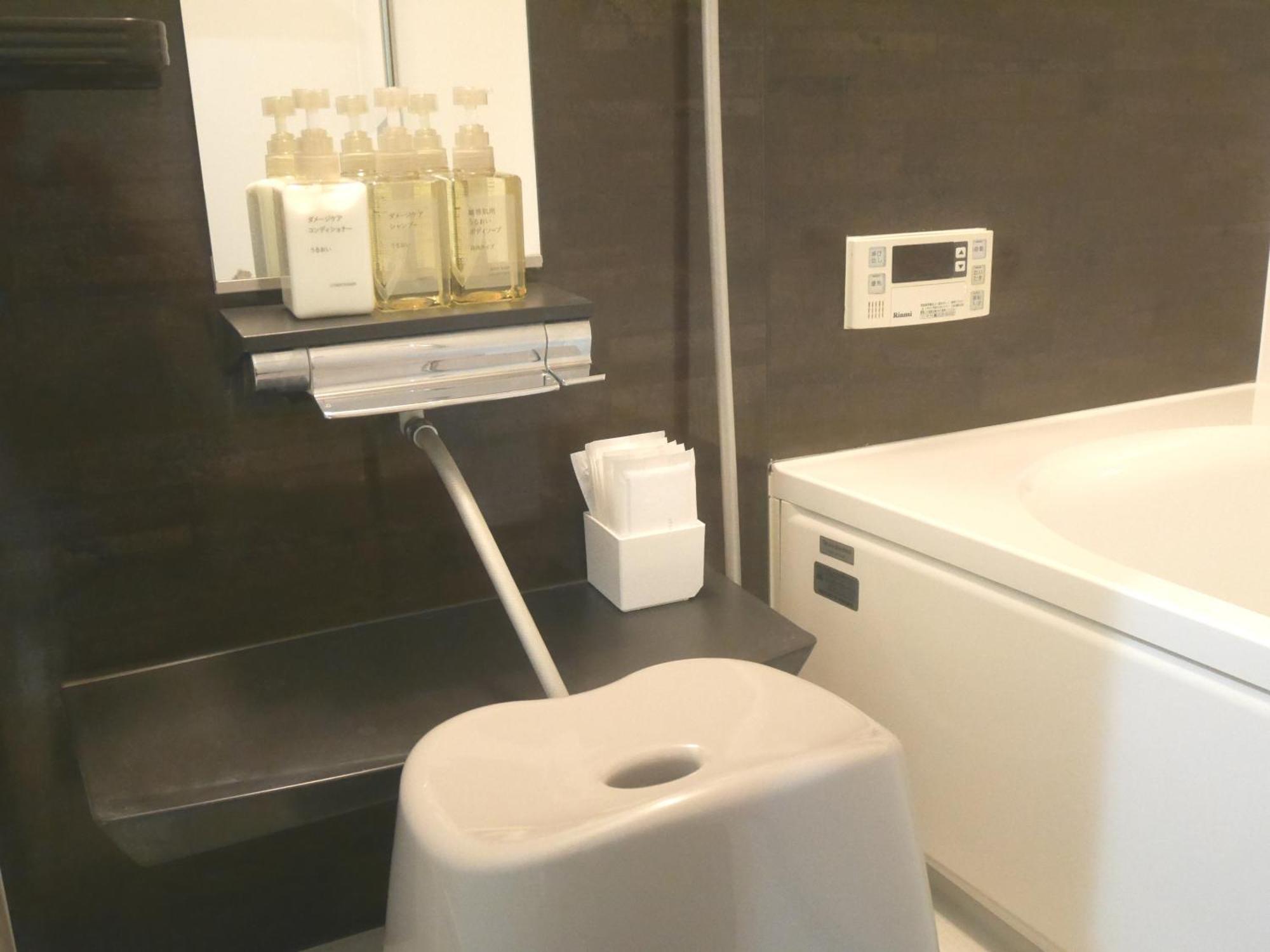 Guesthouse Grande今宮駅前 أوساكا المظهر الخارجي الصورة